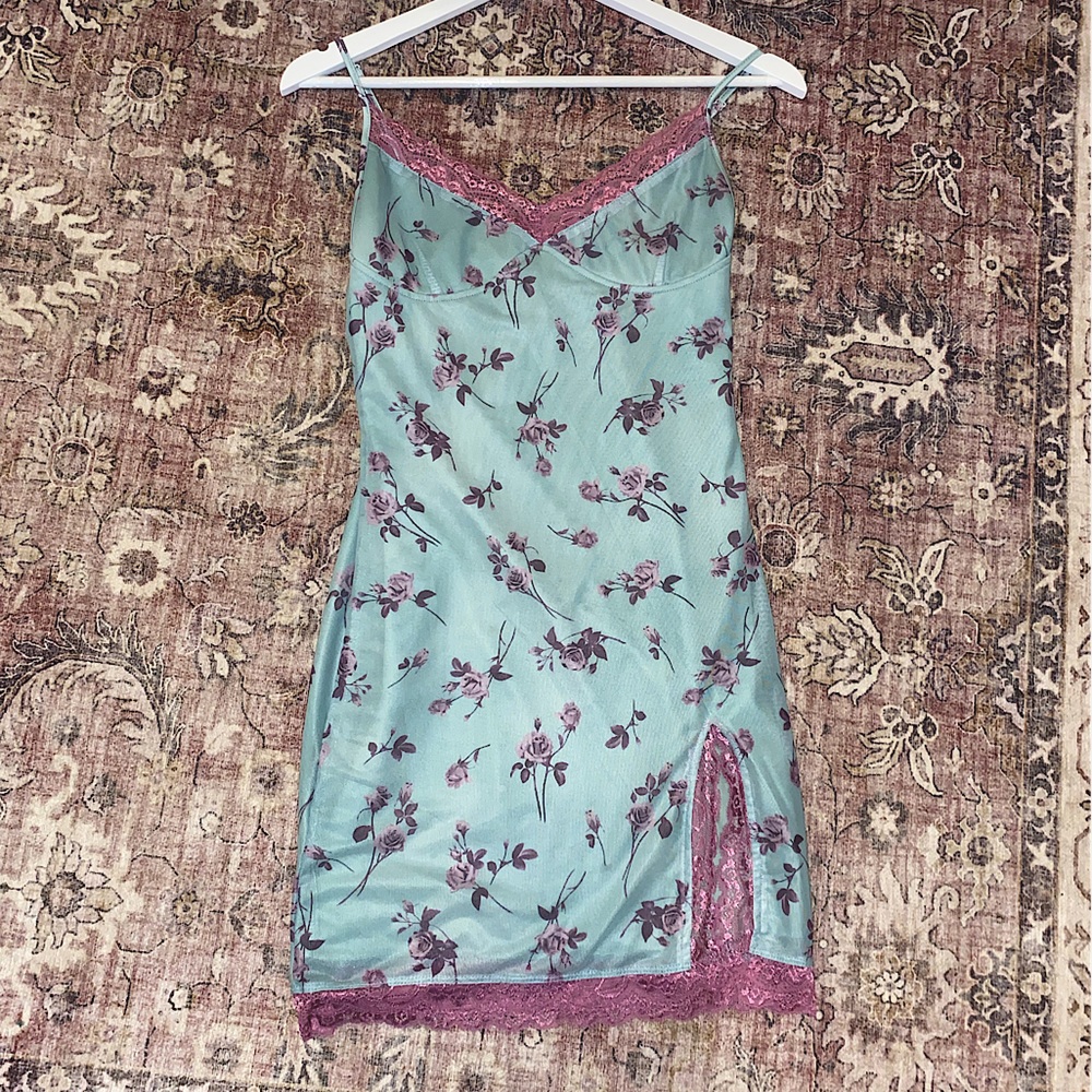 Medium size dress from Motel Rocks